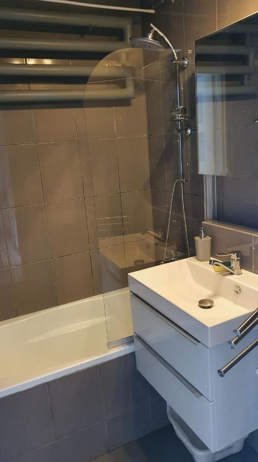 Apartament New Jork Олщин Екстериор снимка